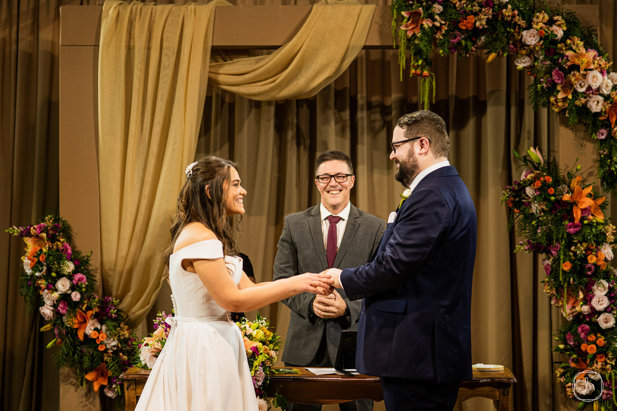 casamentoempoa,fotografoempoa,fotografodecasamentors,casavetro,luizamarra,marquinhossantos,melhorescasamentosrs,maubagarollo,luisschumacher,celebrantebilingue,celebracaodecasamento,casamentonacasavetro,mullerfestas