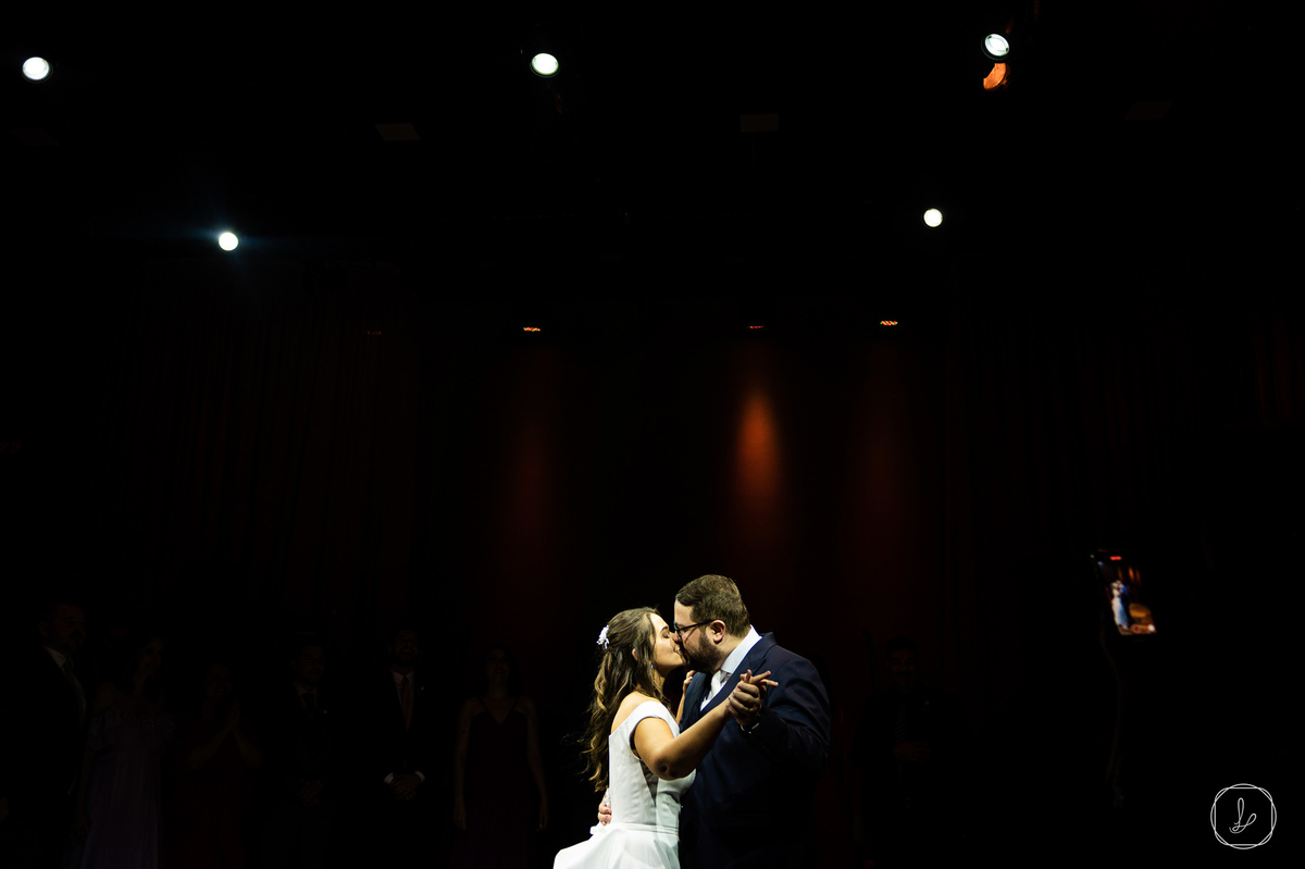 casamentoempoa,fotografoempoa,fotografodecasamentors,casavetro,luizamarra,marquinhossantos,melhorescasamentosrs,maubagarollo,luisschumacher,celebrantebilingue,celebracaodecasamento,casamentonacasavetro,mullerfestas