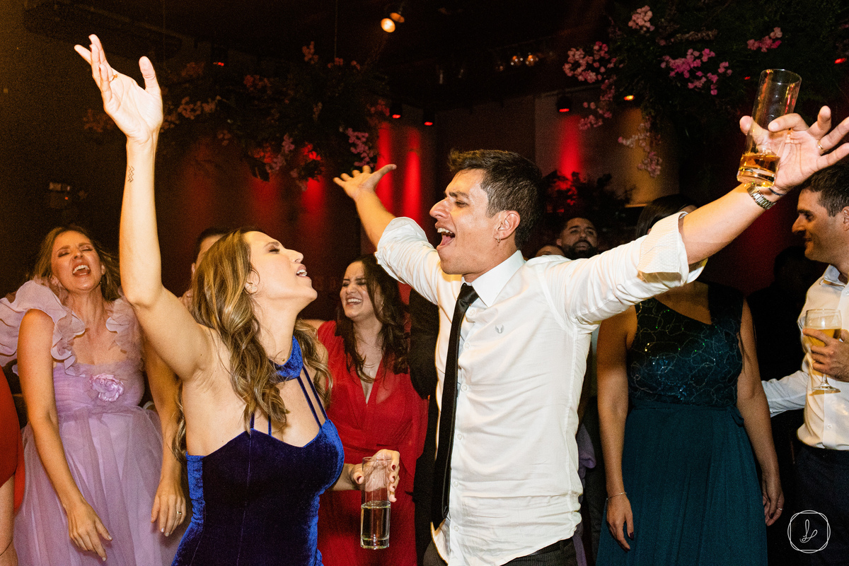 casamentoempoa,fotografoempoa,fotografodecasamentors,casavetro,luizamarra,marquinhossantos,melhorescasamentosrs,maubagarollo,luisschumacher,celebrantebilingue,celebracaodecasamento,casamentonacasavetro,mullerfestas