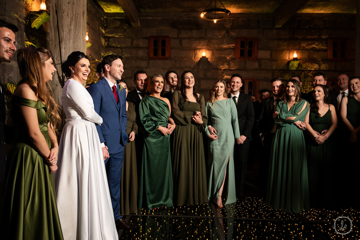 dianemoteler,casamentonaserragaucha,valedosvinhedos,cavebrandalise,paisagensserragaucha,castelonaserragaucha,casamentoemmontebelodosul,casamentonaigreja,denisecolombo,aduana,casaentoclassico