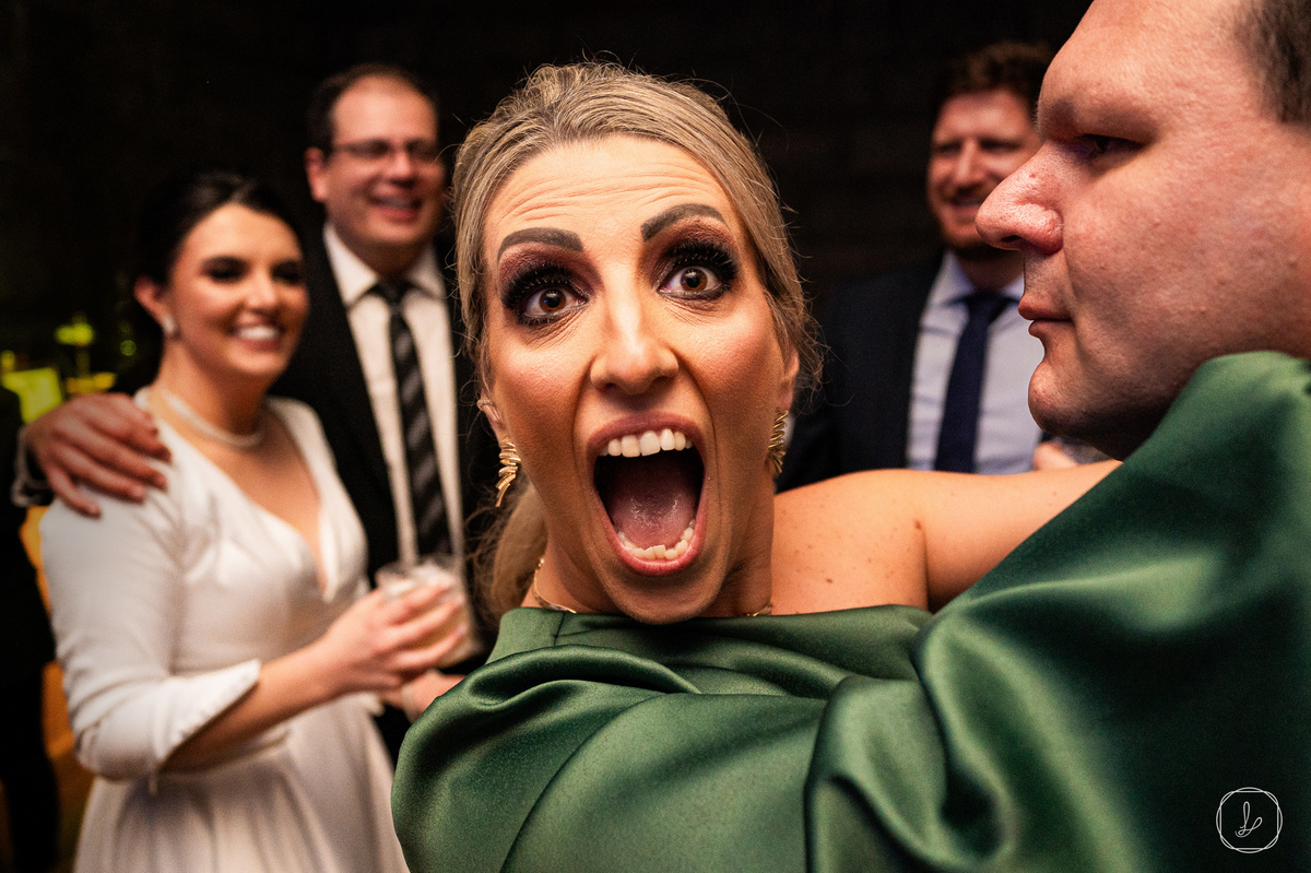 dianemoteler,casamentonaserragaucha,valedosvinhedos,cavebrandalise,paisagensserragaucha,castelonaserragaucha,casamentoemmontebelodosul,casamentonaigreja,denisecolombo,aduana,casaentoclassico