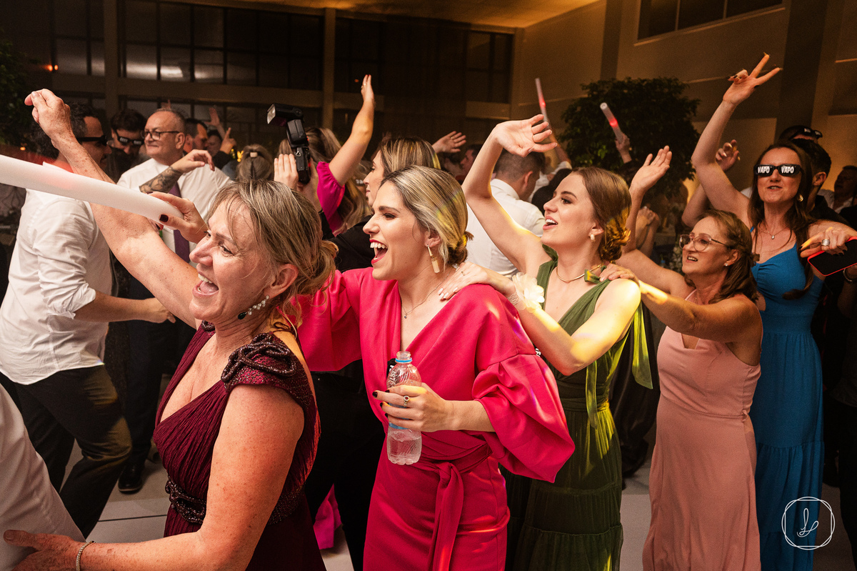 samantanedel,casamentofeliz,casamentonoRS,casamentoemBomPrincipio,casamentoemTupandi,CasamentoValedocai,casamentoclassico,casamentonaigreja,fotografoRS,fotografodecasamento,invesnoivas,fotografonoValedoCai,suelenflores,KonzenPlatz,CardosoFilmes,CasaJardim