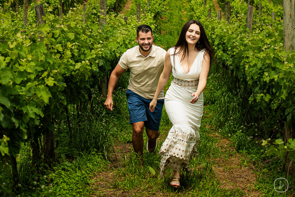 ensaionovaledosvinhedos,vinicolamiolo,serragaucha,fotosdecasal,casalnaserragaucha,fotografonaserragaucha,melhoresfotografoscaxiasdosul,fotografoembentogoncalves,fotografonoRS,fotosnosvinhedos,melhoresvinhedos,paisagensserragaucha,fotosespontaneasdecasal