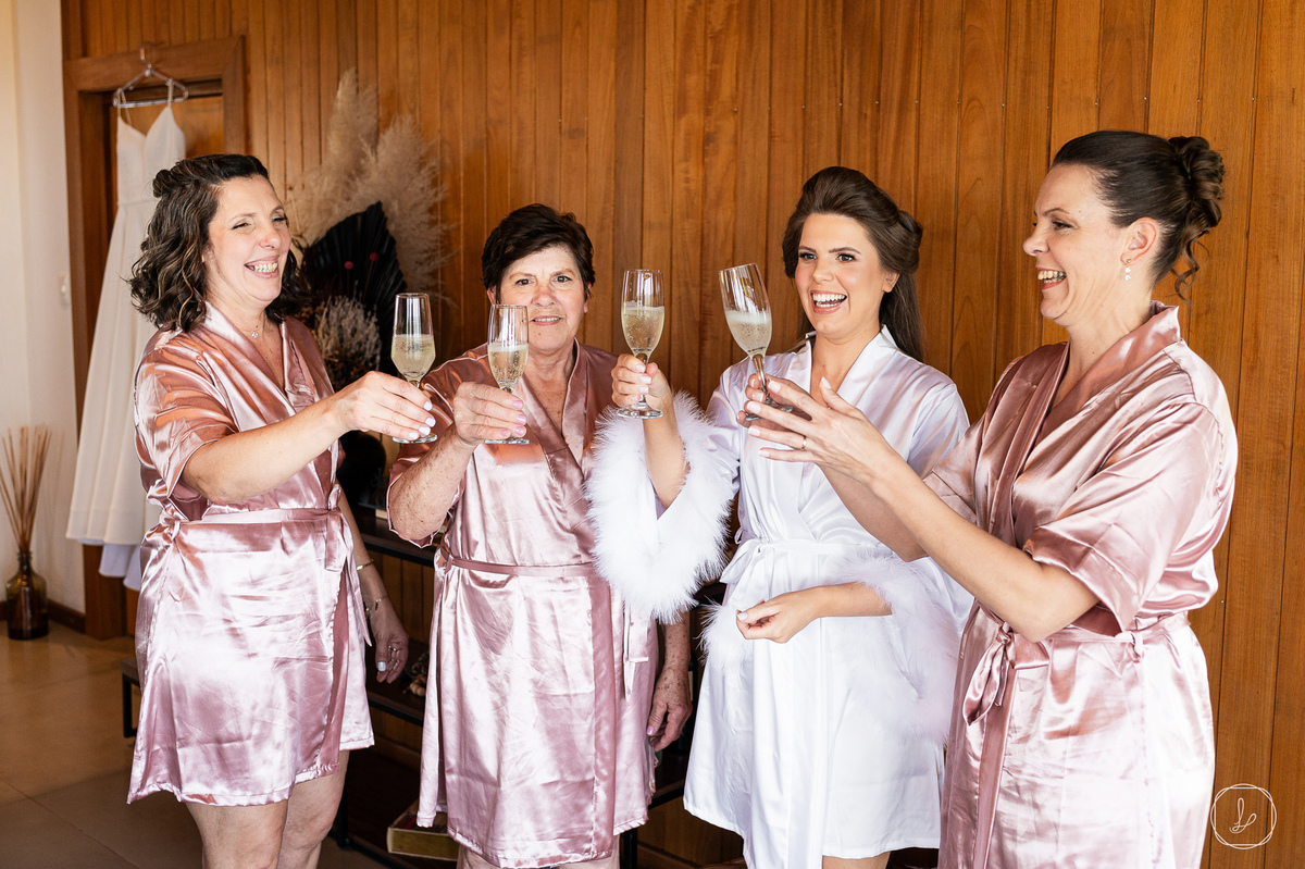 casamentonaserragaucha,casamentonoarmazemwaslavic,carlalisaboa,anadotto,armfur,casamentosdedia,casamentoexterno,casamentonodomingo,bandamaisamorporfavor,quebrigadeiro,gisalondero,newframefilms,casaisromanticos,casamentoserragaucha,novapetropolis