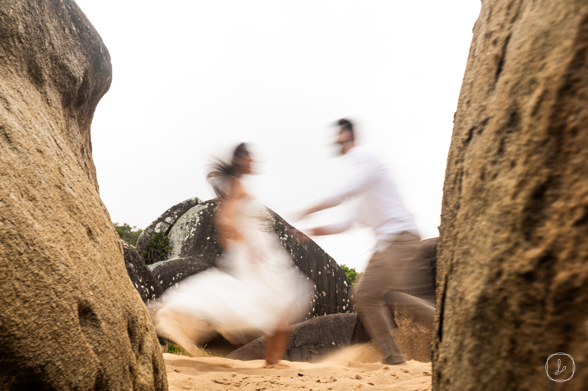 ensaioprecasamento,prewedding,ensaionapraia,fotosdecasal,balneariocamboriu,fotografodecasamentors,fotografodecasamentoemsc,praiadoestaleiro,vacaria,melhoresfotosdecasais