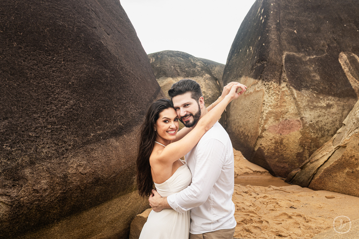 ensaioprecasamento,prewedding,ensaionapraia,fotosdecasal,balneariocamboriu,fotografodecasamentors,fotografodecasamentoemsc,praiadoestaleiro,vacaria,melhoresfotosdecasais
