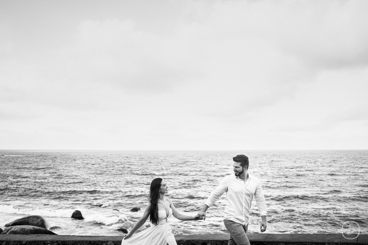 ensaioprecasamento,prewedding,ensaionapraia,fotosdecasal,balneariocamboriu,fotografodecasamentors,fotografodecasamentoemsc,praiadoestaleiro,vacaria,melhoresfotosdecasais