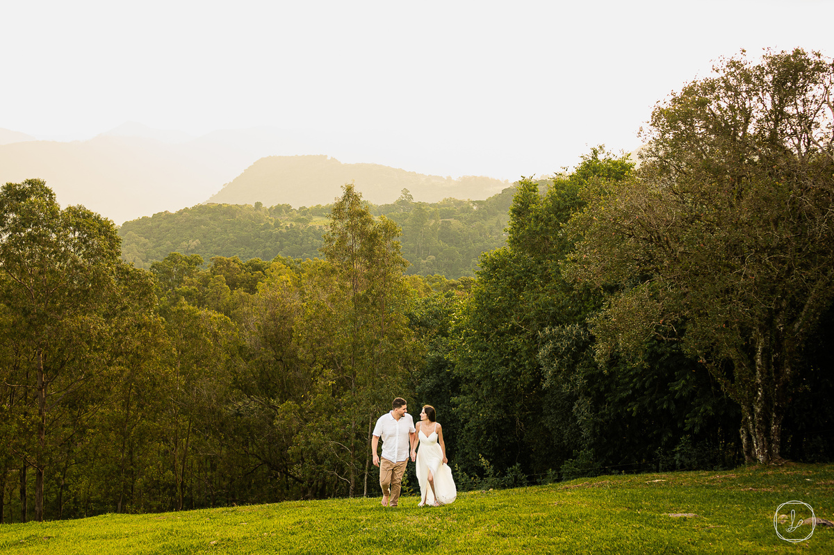 ensaiodecasal,prewedding,villamontagrapa,precasamentonaserragaucha,serragaucha,fotosdecasalnaserragaucha,casalcompet,casalcomgato,ensaiodecasalcomgato,showmotion,vanessacarra