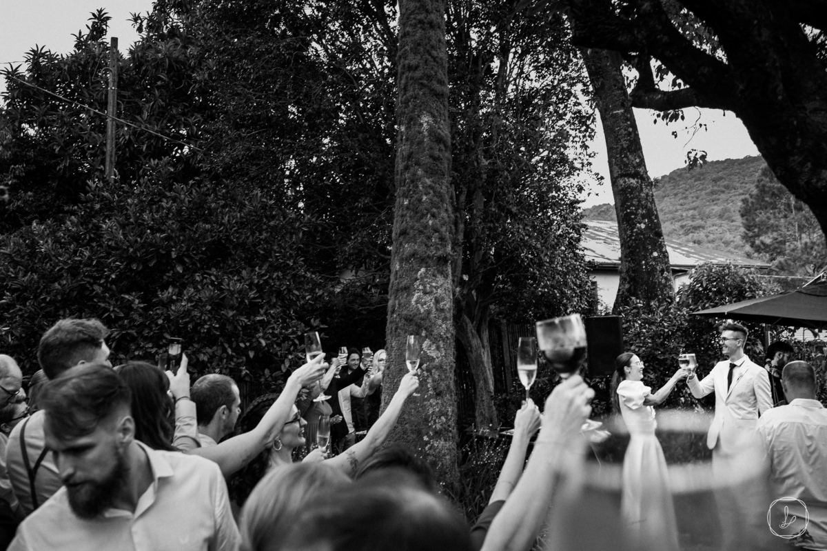 casamentonaseragaucha,casamentoemnovapetropolis,gramado,canela,casamentodedia,cerimoniaexterna,samantharosseti,imagistrarfilmes,cabana,josefchale,armazemwazlawick,lugarespracasarnaserragaucha,rodrigoadams,bandablacktie,lucaslermen,melhoresfotosdecasamento