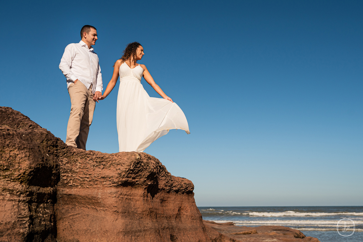 ensaioemtorres,precasamento,ensaiodecasaltorres,ensaionapraia,casalnapraia,fotografors,ensaiodecasalnoriograndedosul,riograndedosul