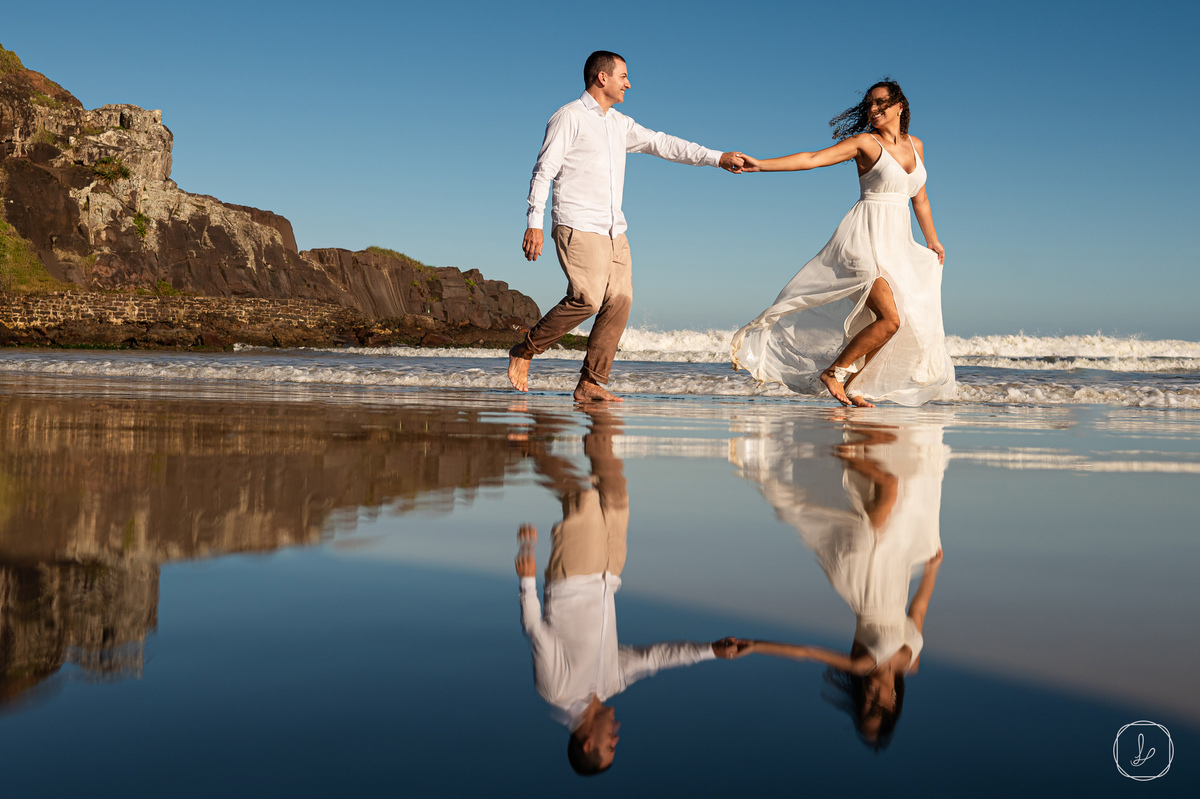 ensaioemtorres,precasamento,ensaiodecasaltorres,ensaionapraia,casalnapraia,fotografors,ensaiodecasalnoriograndedosul,riograndedosul