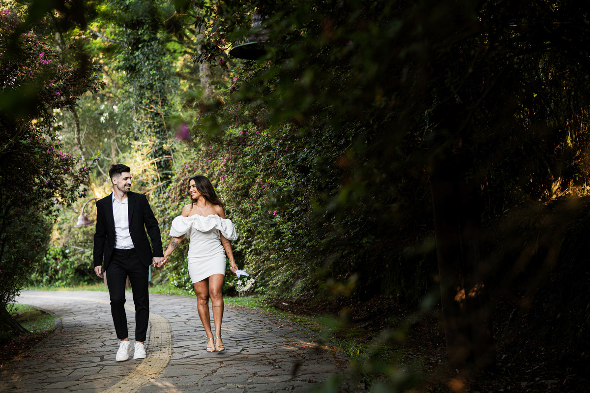 ensaioprecasamento,fotosemgramado,gramadoecanela,casamentonaserragaucha,serragaucha,melhoresfotografosdecasamento,fotografonaserragaucha,fotografoemgramado,ruacoberta,lagonegro