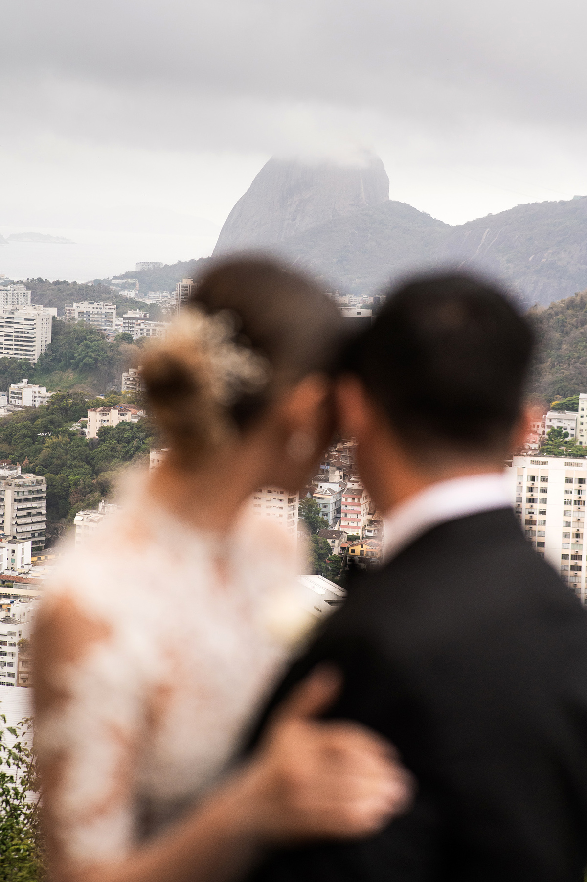 casamentonoriodejaneiro,fotografodecasamentorj,verawang,mansaoalvite,casamentoclassico,melhorescasamentosriodejaneiro,cohen,cohencerimonial,maquiagemrj,vestidodenoivanorj,marividal,igrejaantigase,casamentosnorio,festah,destinationwedding,casamentobrasil