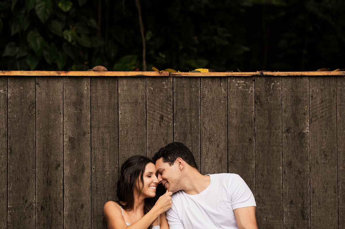 ensaioprewedding,obutia,fotografodecasamentors,fotografodecasamentoportoalegre,melhoresfotosdecasamento,ensaiodecasal,fotoscomcachorros,fotosespontaneas