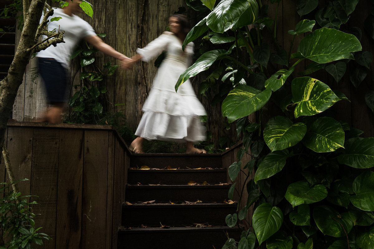 ensaioprewedding,obutia,fotografodecasamentors,fotografodecasamentoportoalegre,melhoresfotosdecasamento,ensaiodecasal,fotoscomcachorros,fotosespontaneas