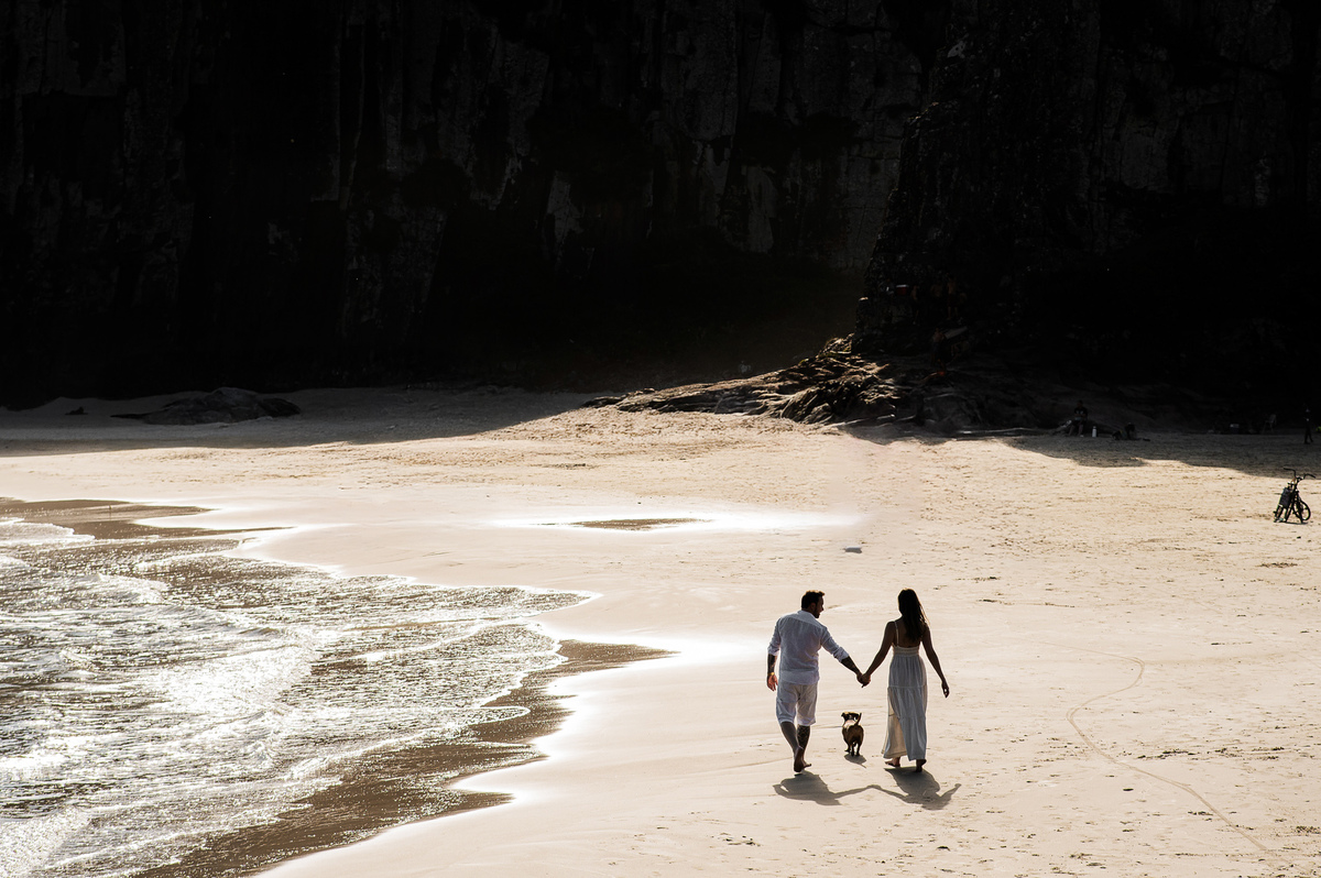 ensaioprecasamento,prewedding,torres,fotosdecasalnapraia,casamentonapraia,fotografodecasamentors,fotografodecasamentonoriograndedosul,melhorespraiasriorandedosul,fotosdecasalcomcachorro