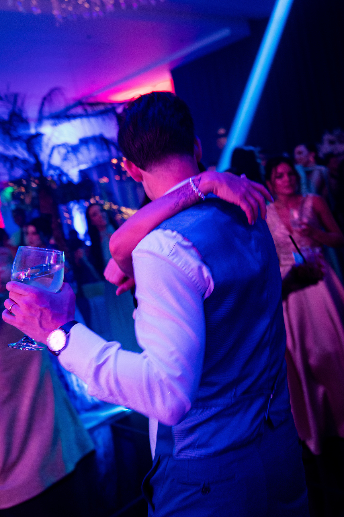 casamentonaserragaucha,altosdovale,carlanegri,anapaulasensolo,definidas,danirizzi,fotografoemcaxiasdosul,fotografonaserragaucha,fotografodecasamento,momentweddingfilms,vanessacarra,vestidodenoiva,maquiagemparanoiva,tendenciasparacasamento,swarovski