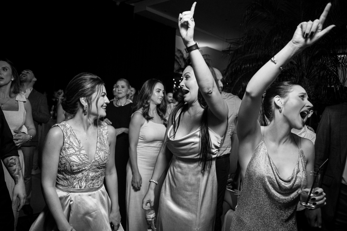 casamentonaserragaucha,altosdovale,carlanegri,anapaulasensolo,definidas,danirizzi,fotografoemcaxiasdosul,fotografonaserragaucha,fotografodecasamento,momentweddingfilms,vanessacarra,vestidodenoiva,maquiagemparanoiva,tendenciasparacasamento,swarovski