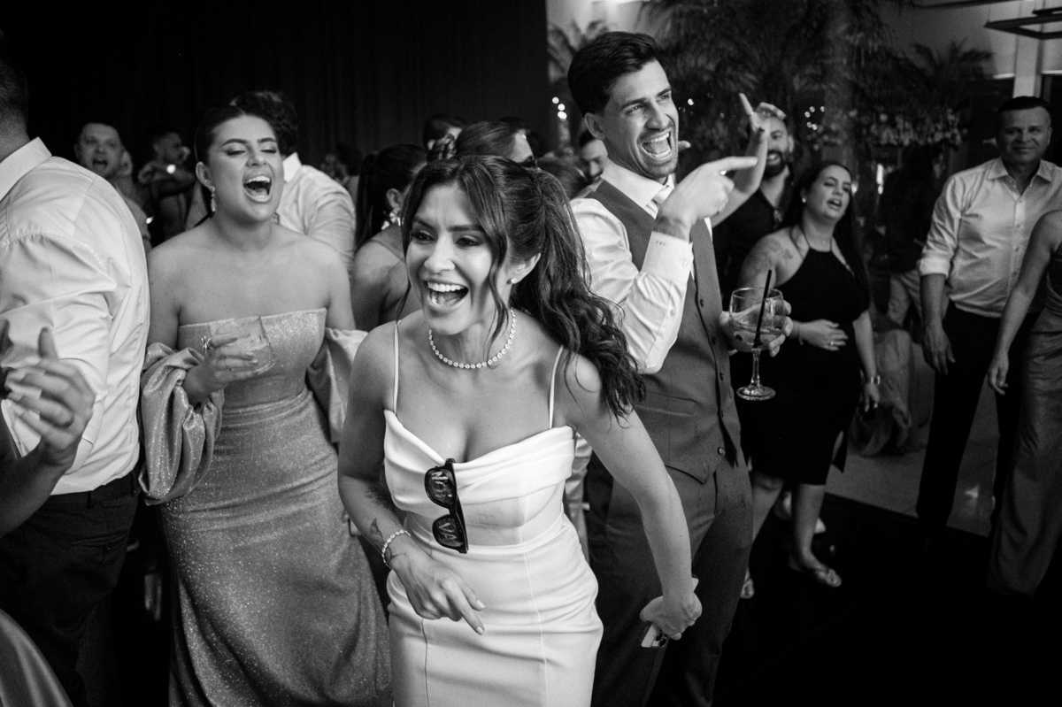 casamentonaserragaucha,altosdovale,carlanegri,anapaulasensolo,definidas,danirizzi,fotografoemcaxiasdosul,fotografonaserragaucha,fotografodecasamento,momentweddingfilms,vanessacarra,vestidodenoiva,maquiagemparanoiva,tendenciasparacasamento,swarovski