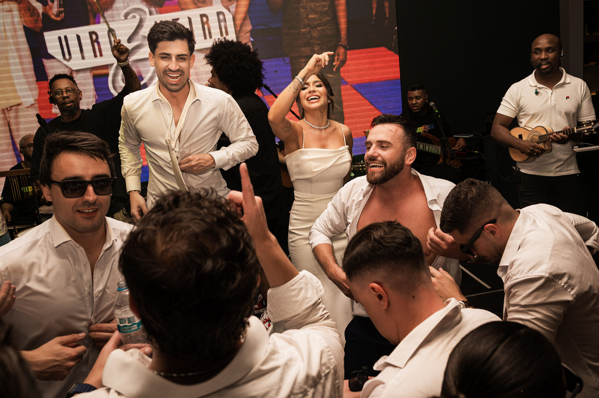 casamentonaserragaucha,altosdovale,carlanegri,anapaulasensolo,definidas,danirizzi,fotografoemcaxiasdosul,fotografonaserragaucha,fotografodecasamento,momentweddingfilms,vanessacarra,vestidodenoiva,maquiagemparanoiva,tendenciasparacasamento,swarovski