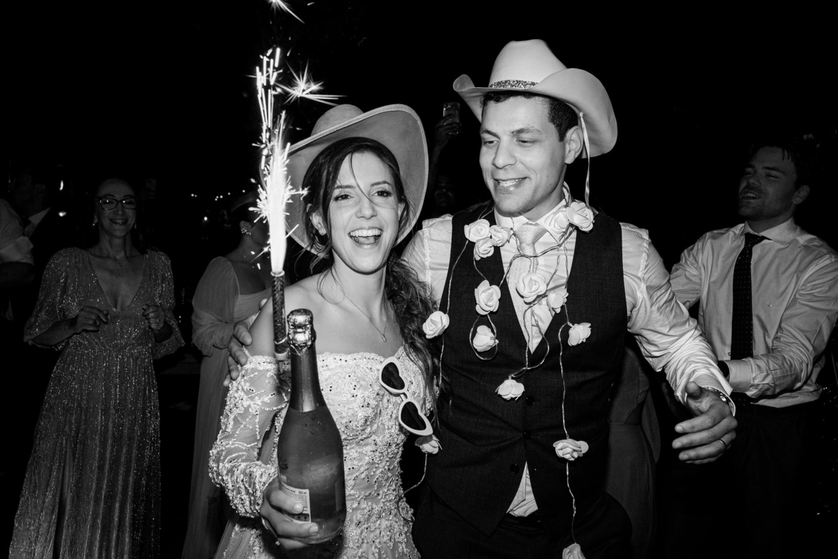 casamentoemportoalegre,efficaceeventos,casamentoclassico,casamentonaigreja,fotografodecasamentoportoalegre,fotografonors,melhoresfotografosdecasamento,tetofernandes,lamusique,casa22,efficaceeventos,cluveveleiros,casamentonoclube