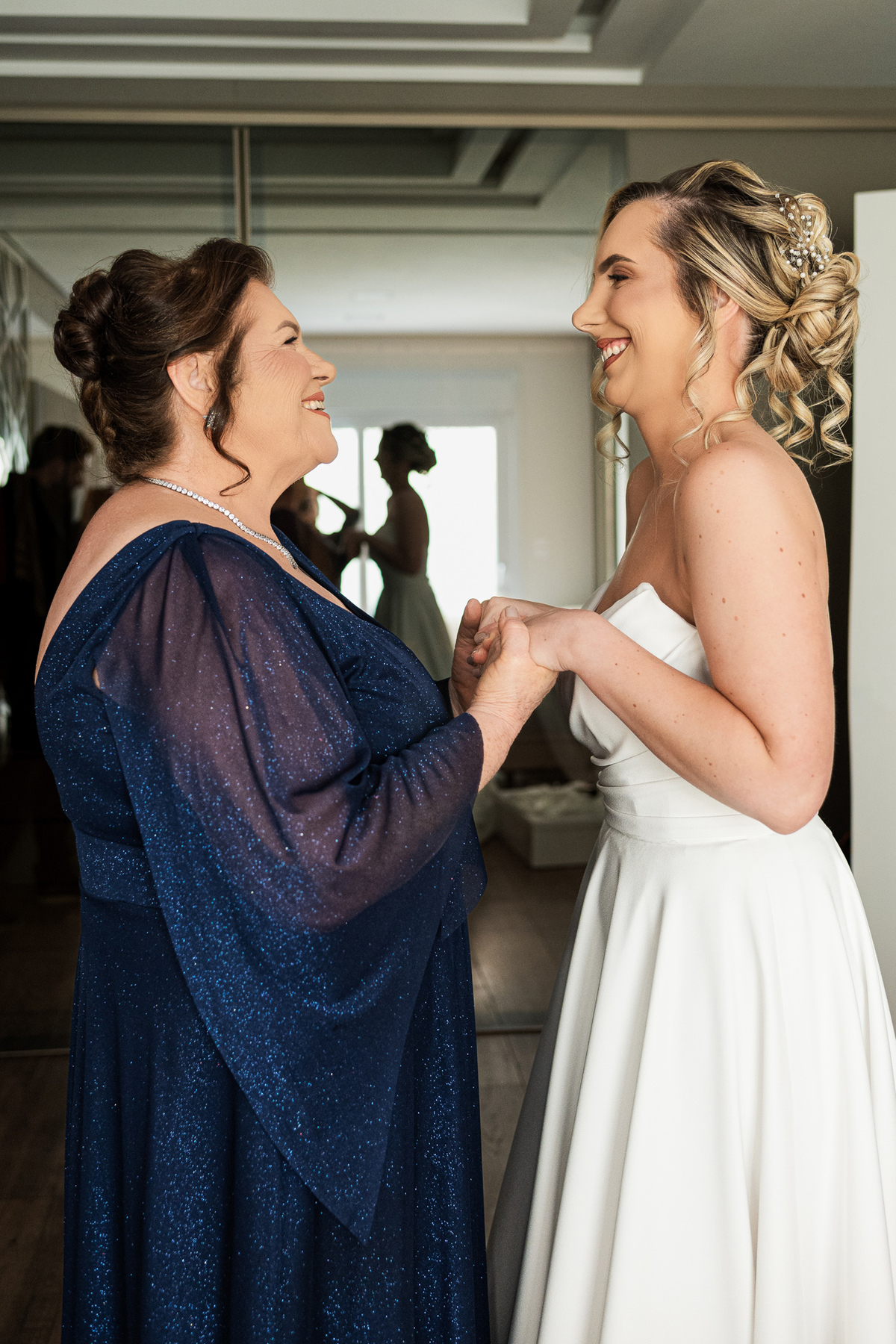 casamento,casamentoemfloresdacunha,casamentonaigreja,casamentoclassico,shaianepaim,julianalazzari,vinicolamontereale,casamentonaserragaucha,casamentosemvinicola,eletrosax,marcelepulita,melhoresfotosdecasamento,armfur,trajedonoivo,vestidodenoiva