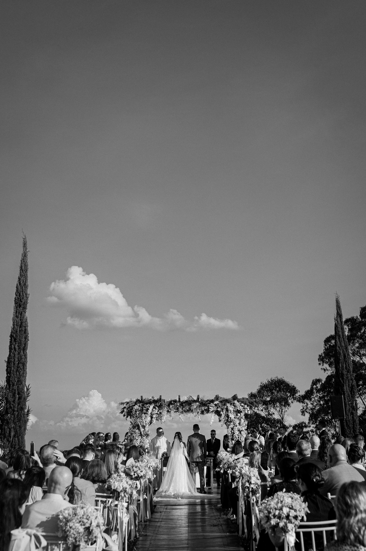 studiojuharaujo,casamentoexterno,casamentonaserragaucha,altosdovale,fotografoemcaxiasdosul,fotografodecasamentors,anadottoatelier,vestidodanoiva,danirizzi,galiottofilmes,bandasambadaamizade,andreimatte,melhorescasamentosserragaucha,lugaresserragaucha