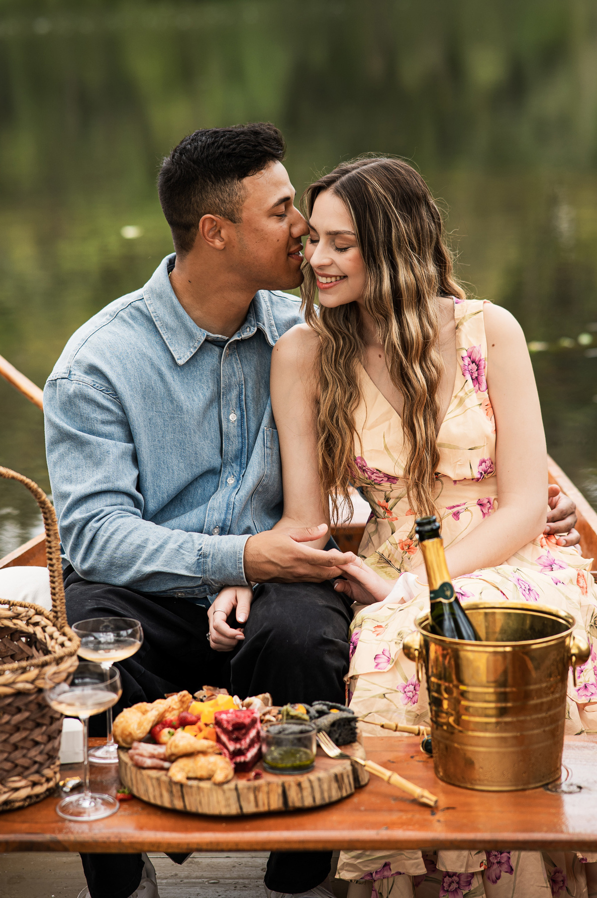 ensaiodecasal,prewedding,precasamento,pedidodecasamento,serragaucha,fotografonaserragaucha,vinicolamadreterra,fotografoemcaxiasdosul,fotografoemfloresdacunha,fotografonors,pedidodecasamento,pedidodenoivado,vinicolasmaislindas,melhoresvinicolasserragaucha