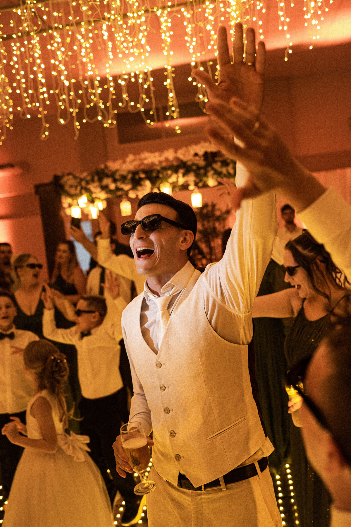 fotografodecasamentors,casamentonaigreja,fotografonors,fotografoserragaucha,marcelaschaefer,robertaselau,casamentoemtupandi,casamentoemsalvadordosul,konzenplatz,barbeariaelsalvador,melhoresfotosdecasamento