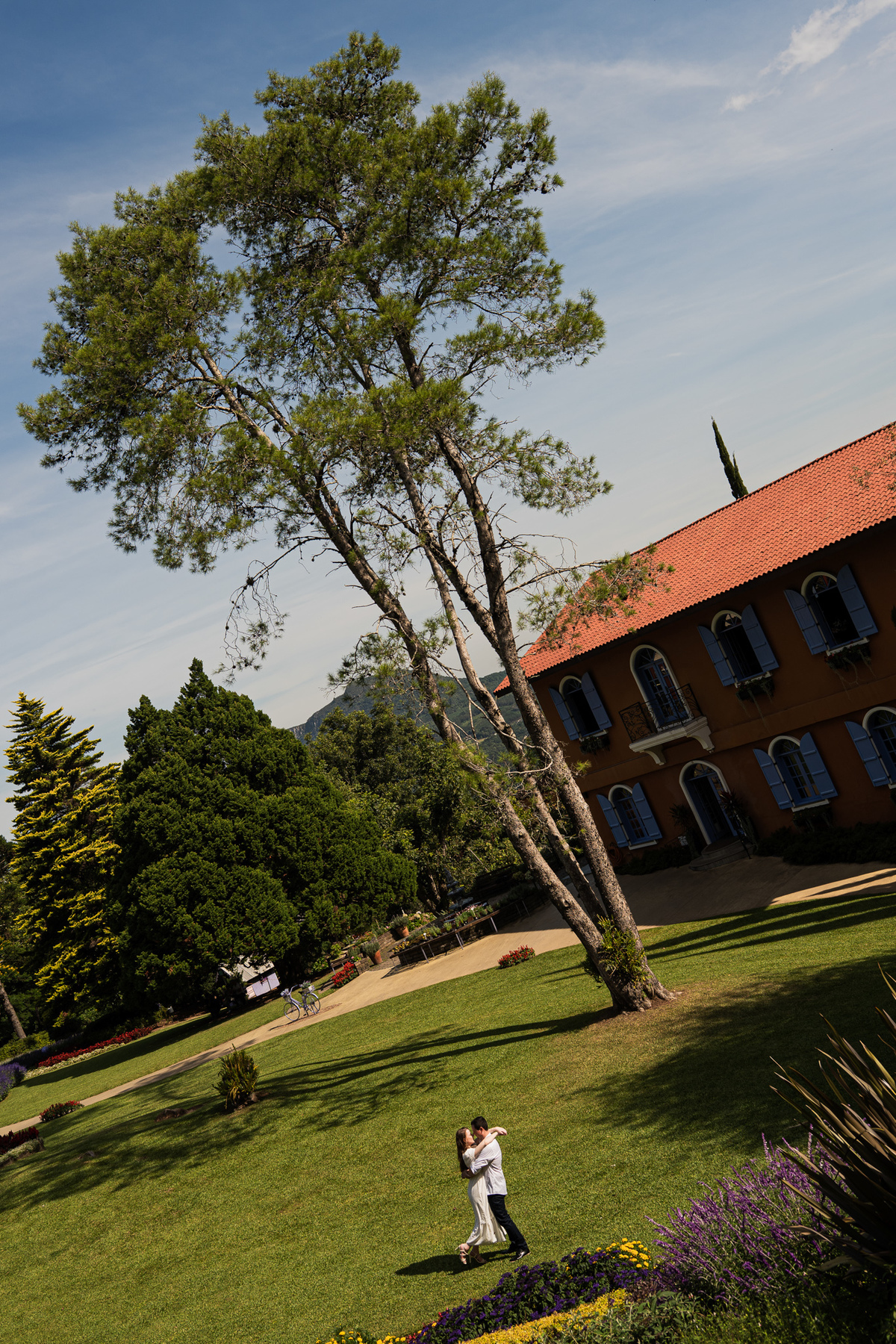 ensaioemgramado,serragaucha,fotografonaserragaucha,parquedelavanda,lugarparaensaio,gramadoecanela,fotosnaserragaucha,melhoresensaiosprewedding,fotografonoRS,lejardin,oquefazeremgramado