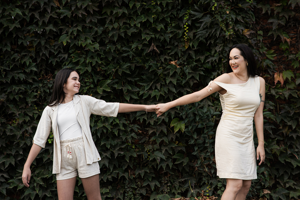 ensaiodefamilia,ensaionaserragaucha,vinicolamadreterra,fotosdiadasmaes,fotosdefamilia,melhoresfotografosnoRS,fotografonaserragaucha