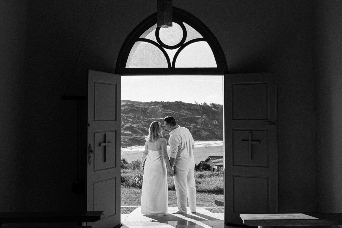 ensaiooprewedding,ensaionapraia,fotografodecasamento,fotografoemsc,faroldesantamarta,precasamento,melhoresfotosdecasal