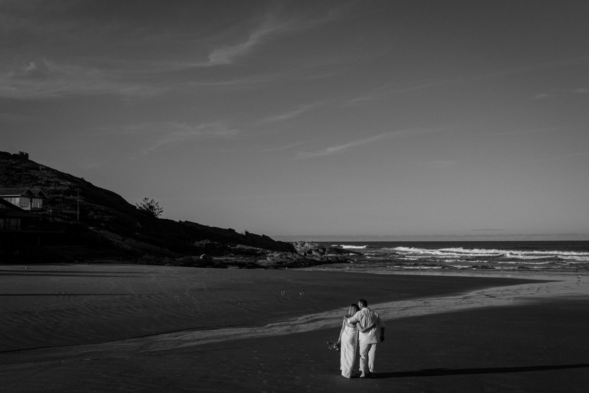 ensaiooprewedding,ensaionapraia,fotografodecasamento,fotografoemsc,faroldesantamarta,precasamento,melhoresfotosdecasal