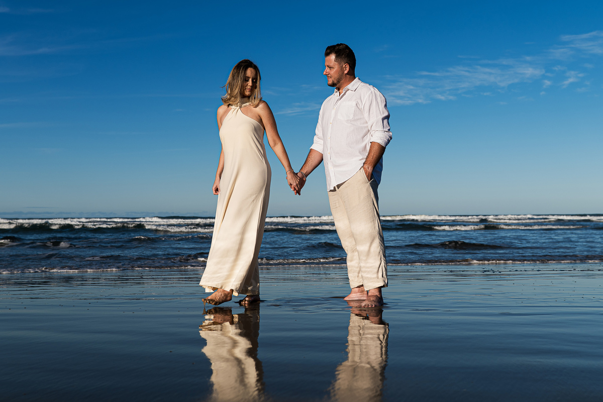 ensaiooprewedding,ensaionapraia,fotografodecasamento,fotografoemsc,faroldesantamarta,precasamento,melhoresfotosdecasal