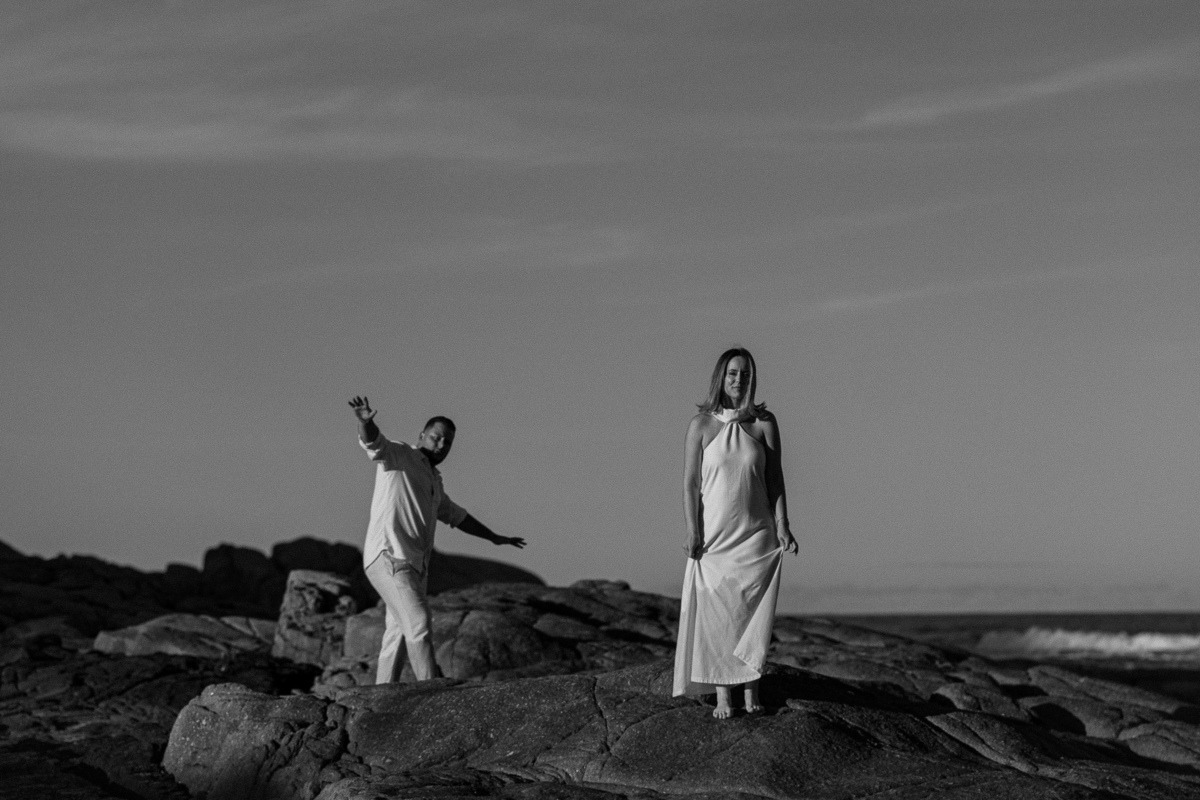 ensaiooprewedding,ensaionapraia,fotografodecasamento,fotografoemsc,faroldesantamarta,precasamento,melhoresfotosdecasal