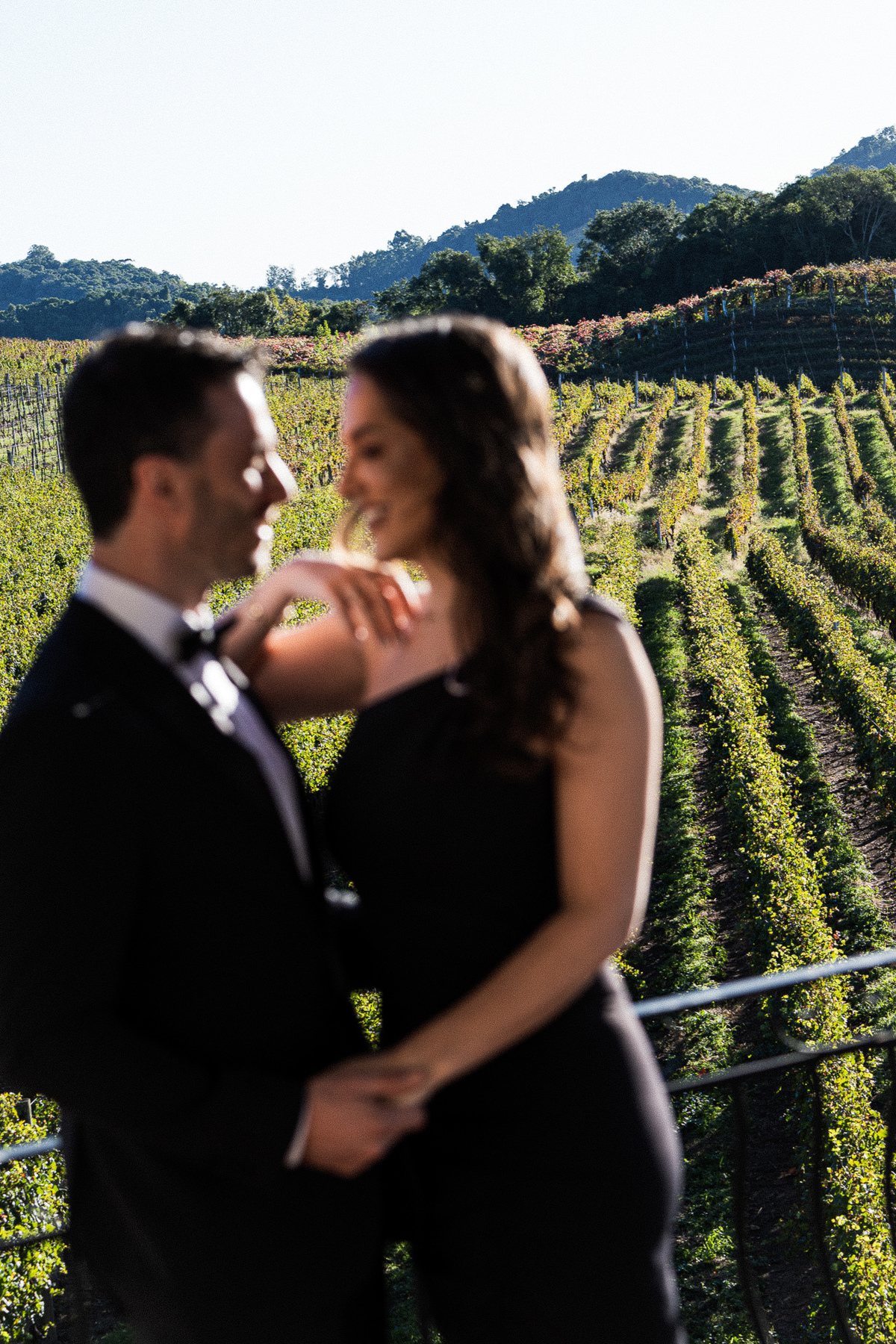 ensaioprewedding,serragaucha,ensaionaserragaucha,fotografonaserragaucha,fotografodecasamentobentogoncalves,gramado,canela,caxiasdosul,spadovinho,valedosvinhedos,melhoresfotosdecasais,ensaiodecasalemhotel,ensaiodecasalelegante