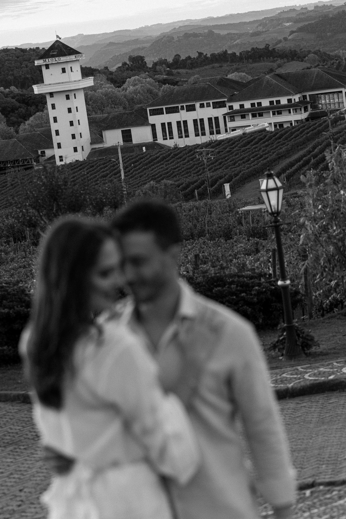 ensaioprewedding,serragaucha,ensaionaserragaucha,fotografonaserragaucha,fotografodecasamentobentogoncalves,gramado,canela,caxiasdosul,spadovinho,valedosvinhedos,melhoresfotosdecasais,ensaiodecasalemhotel,ensaiodecasalelegante