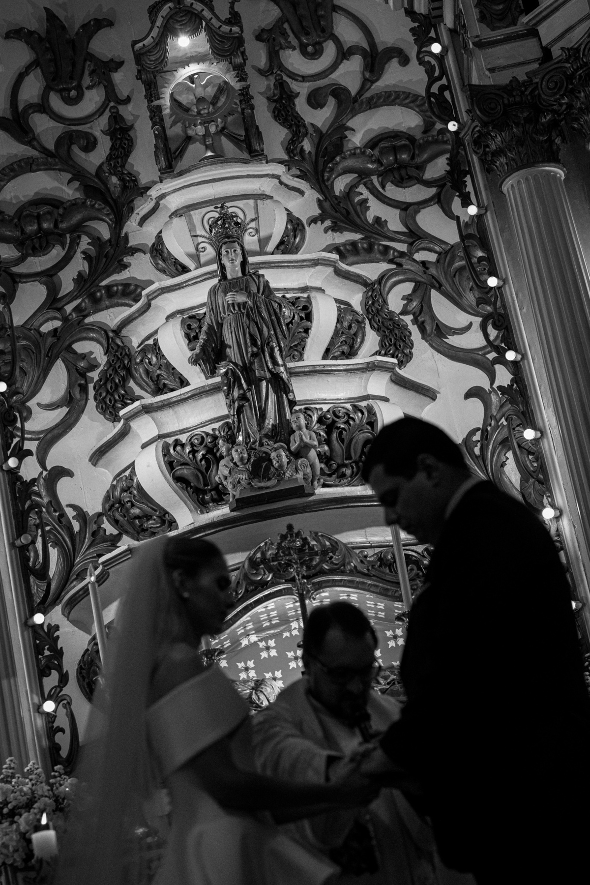 ateliercolturato,gustavosouza,casamentoemlimeira,casamentonaigreja,casamentoclassico,casamentoemsp,fotografodecasamentoemsp,vivianbattiston,7chaveshigorbarba,maisonsolano,igrejanossasenhoradaboamorteeassuncao,casamentoinspiracao
