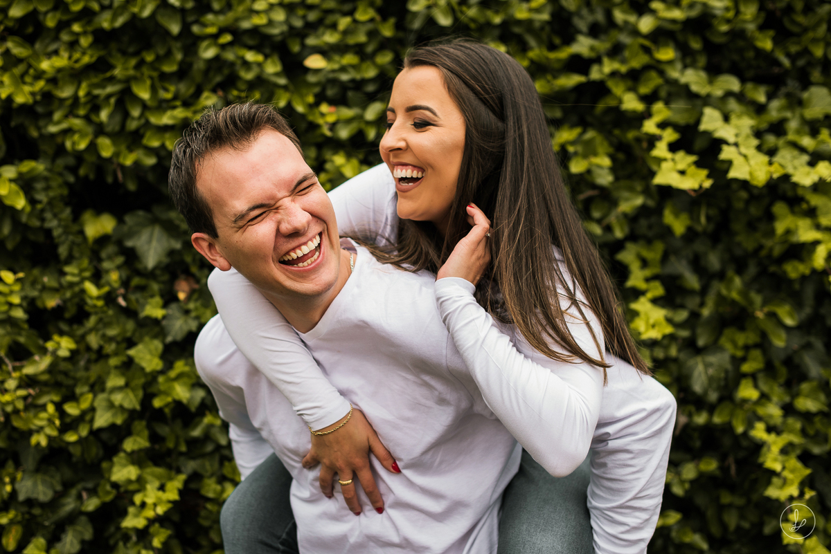 ensaio no vale dos vinhedos, sessão pré casamento, ensaio na serra gaúcha, fotos nos vinhedos, fotos em vinícolas, ensaio de casal