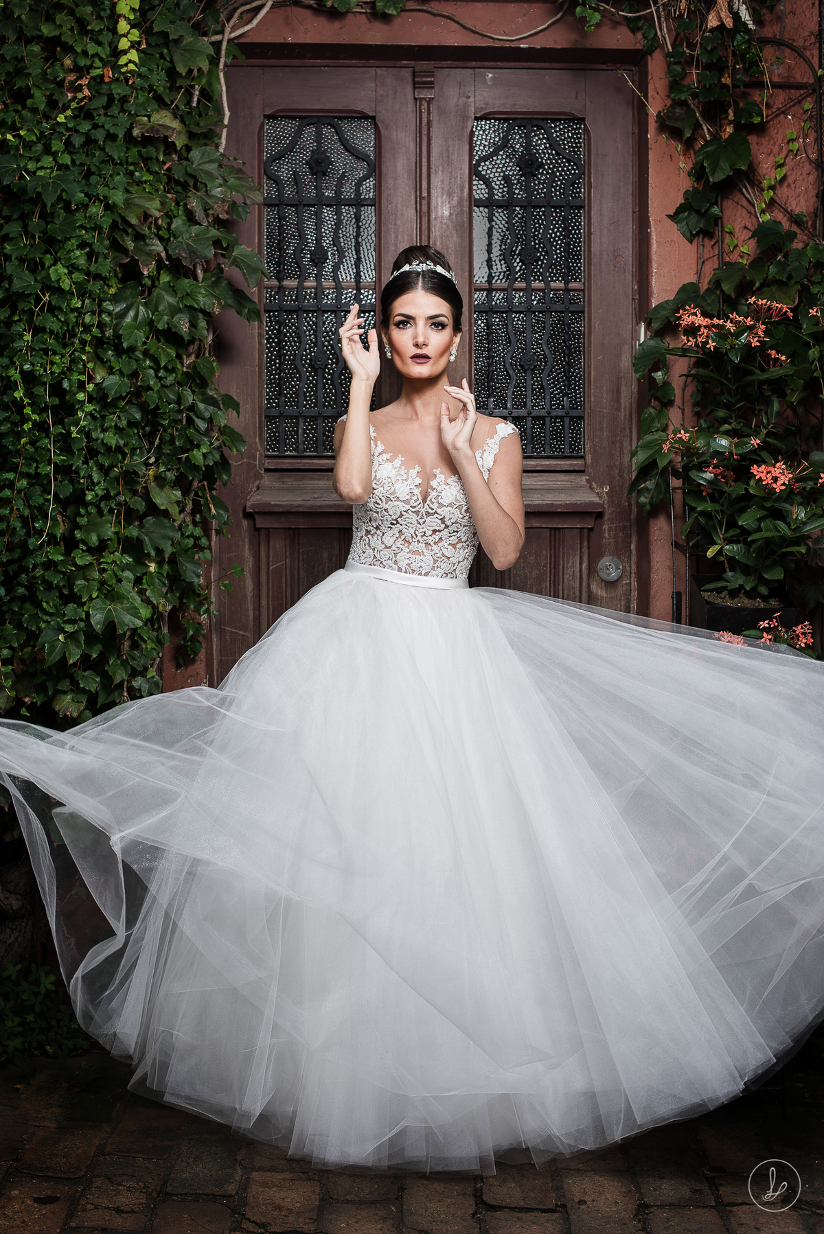 editorial solaine piccoli, capa revista l'amour, marquinhos noivas, editorial de noivas, alta costura, RS, porto alegre