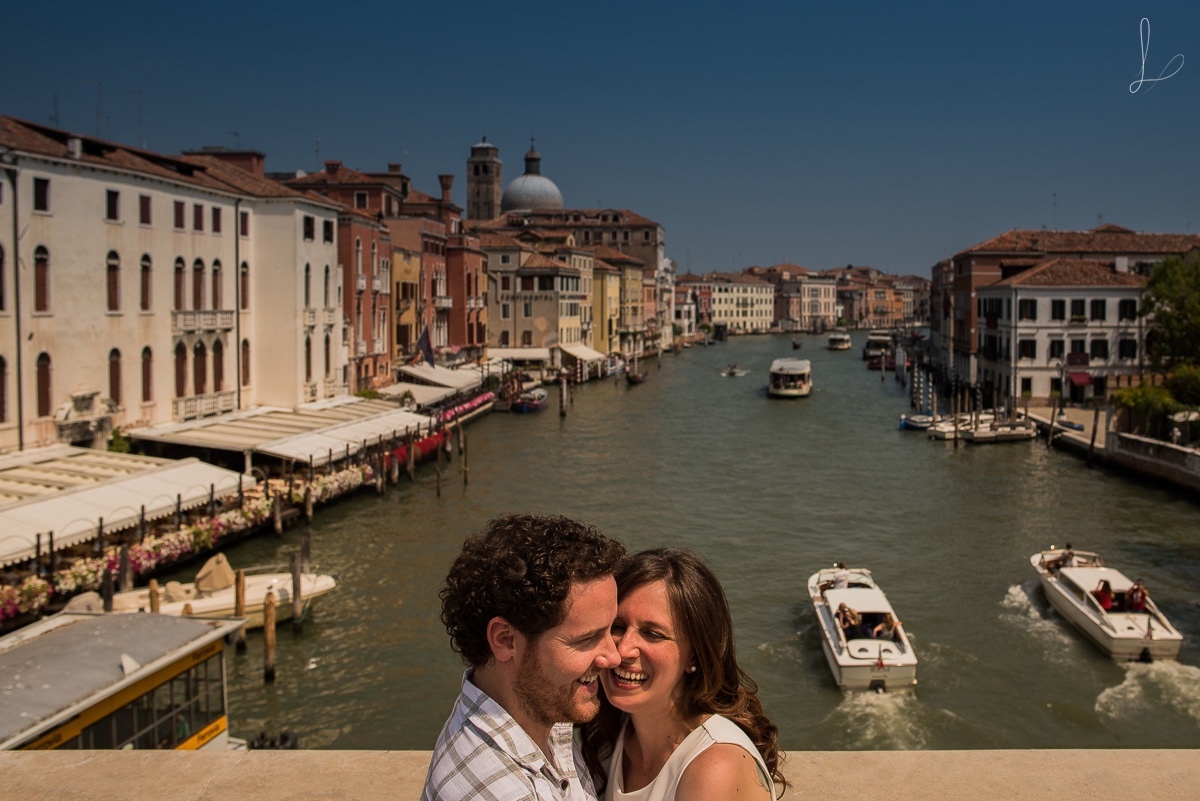 ensaio de casal em veneza, destination wedding, fotos de casal na Itália, e-session, italy session