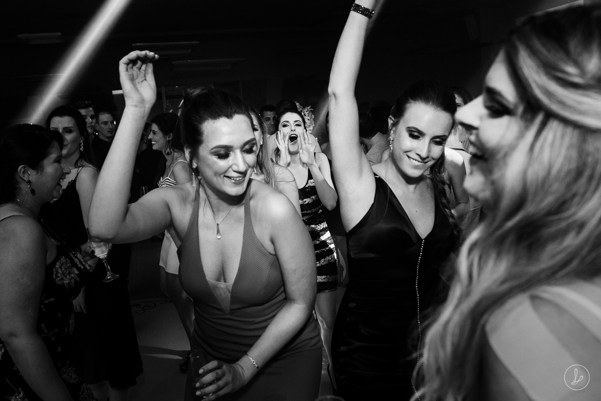 formatura em caxias do sul, fotógrafo de formatura, fotos de formatura, formatura no altos do vale, serra gaúcha, vestido de festa, formatura medicina, fotos espontâneas de formatura