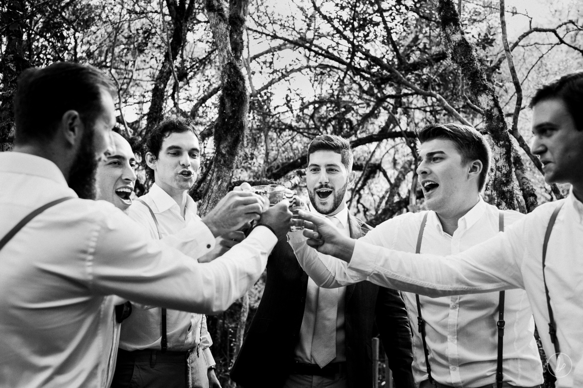 casamentonocampo,casamentonaserragaúcha,casamentoexterno,casamentodedia,fotosdecasamento,fotosespontaneasdecasamento,sãofranciscodepaula,casamentonafazenda,vanessacarra,pronovias