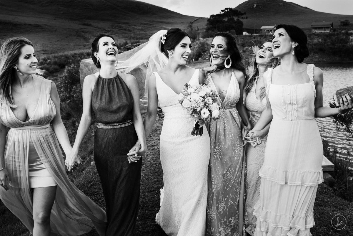 casamentonocampo,casamentonaserragaúcha,casamentoexterno,casamentodedia,fotosdecasamento,fotosespontaneasdecasamento,sãofranciscodepaula,casamentonafazenda,vanessacarra,pronovias