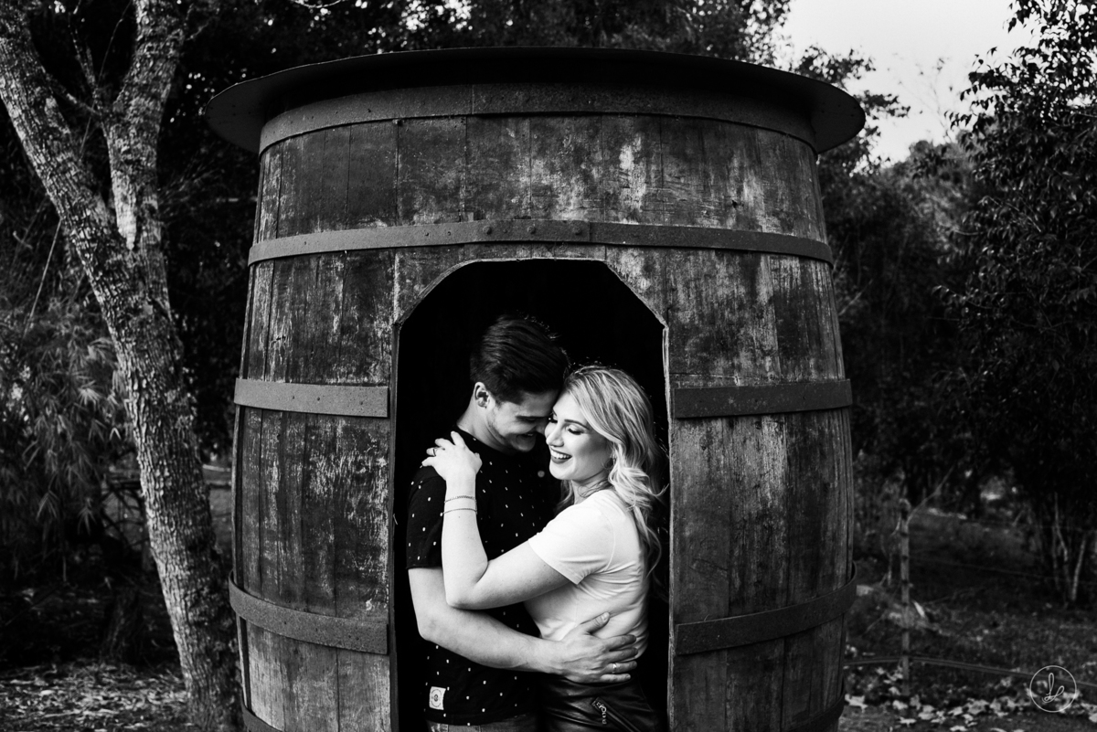 ensaionaserragaucha,fotosemvinicola,pordosol,ensaioprecasamento,prewedding,fotosnopordosol,fotosdecasais,saomarcos,montesantanavinhos,precasamento