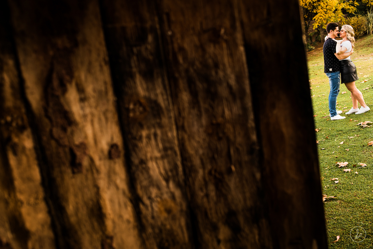 ensaionaserragaucha,fotosemvinicola,pordosol,ensaioprecasamento,prewedding,fotosnopordosol,fotosdecasais,saomarcos,montesantanavinhos,precasamento