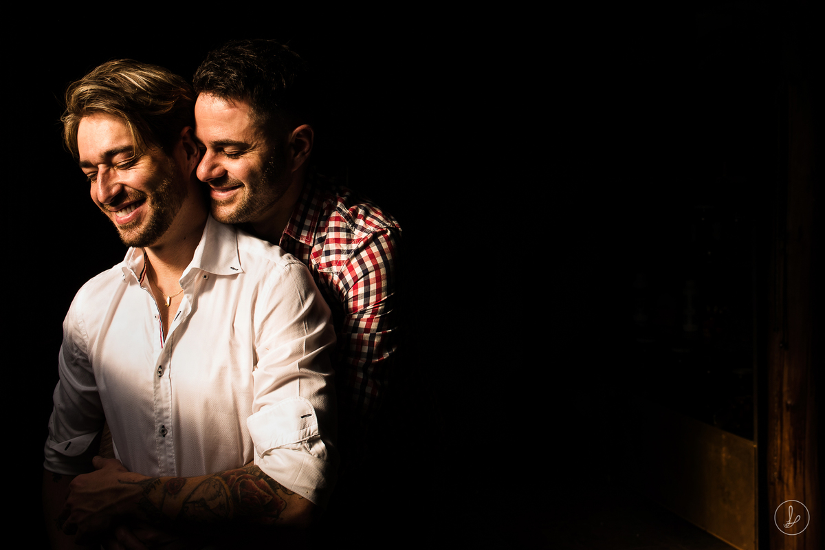 ensaio de casal, ensaio no campo, ensaio na fazenda, ensaio no sitio, casal gay, fotos de casal gay, casamentohomoafetivo,casalhomo,fotosdecasaishomo