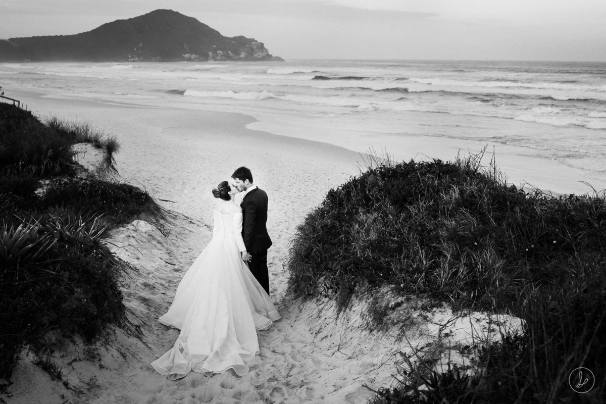 casamentonapraiadorosa,casamentoemsantacatarina,destinationweddingpraiadorosa,destinationwedding,carlosbacchi,casamentonapraia,showmotion,carolinepolly,casamentonafazendaverde,casamentodedia