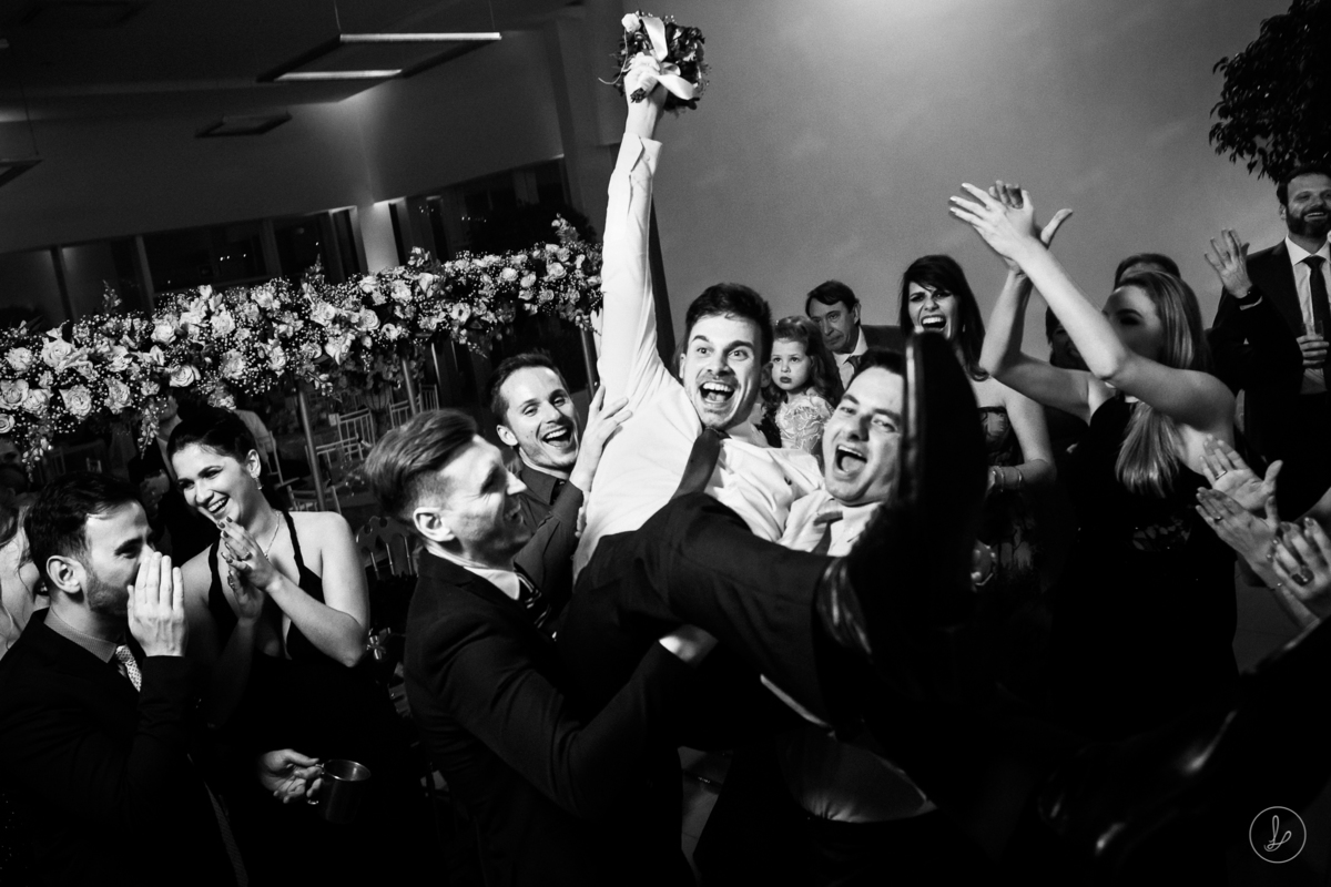 casamentonoaltosdovale,bluetreetowers,casamentoemcaxiasdosul,melhorfotografodecaxias,fotografonaserragaucha,casamentonaserragaucha,casamentodedia,casamentoexterna,casamentonavinicola,solainepiccoli,weddingdress,fotosespontaneas