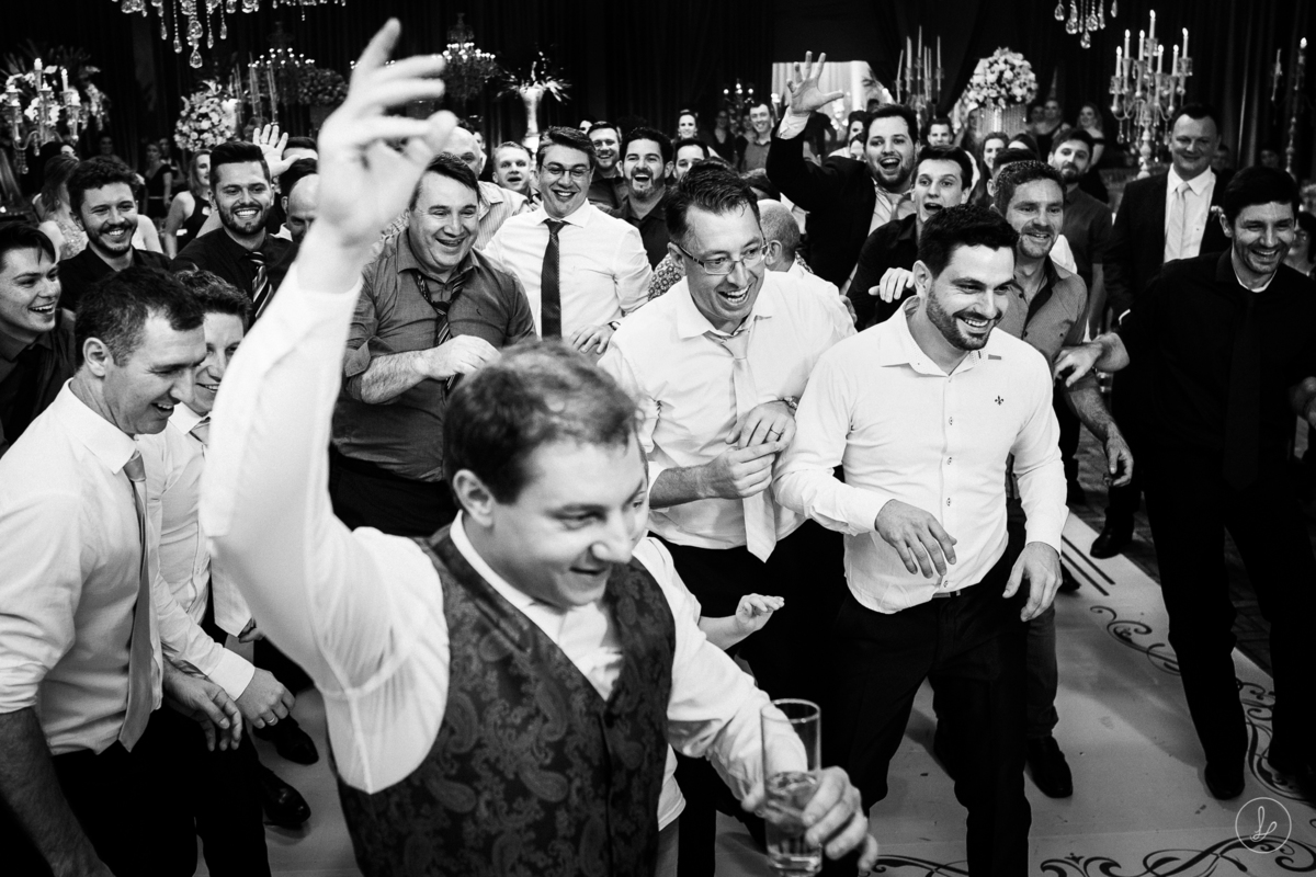 casamentonaigreja,casamentonaserragaucha,casamentoemnovabassano,cantinaromaeventos,crisdalcero,clubeSECB,lucaslermenfotografia,melhoresfotografosnoRS,fotografosdecasamentopremiados,melhorfotografodomundo,